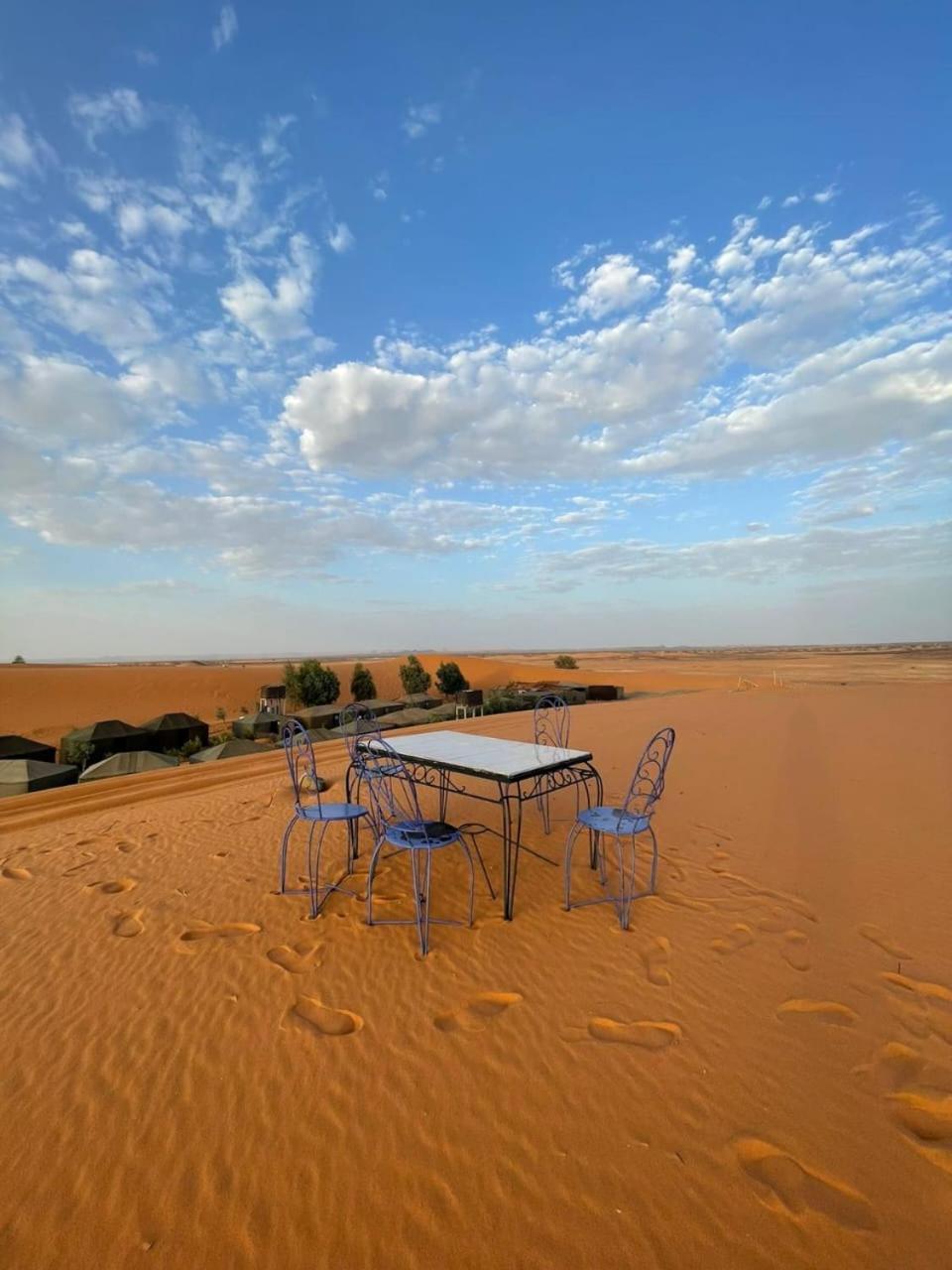 Merzouga Camel Trekking Camp Exteriör bild