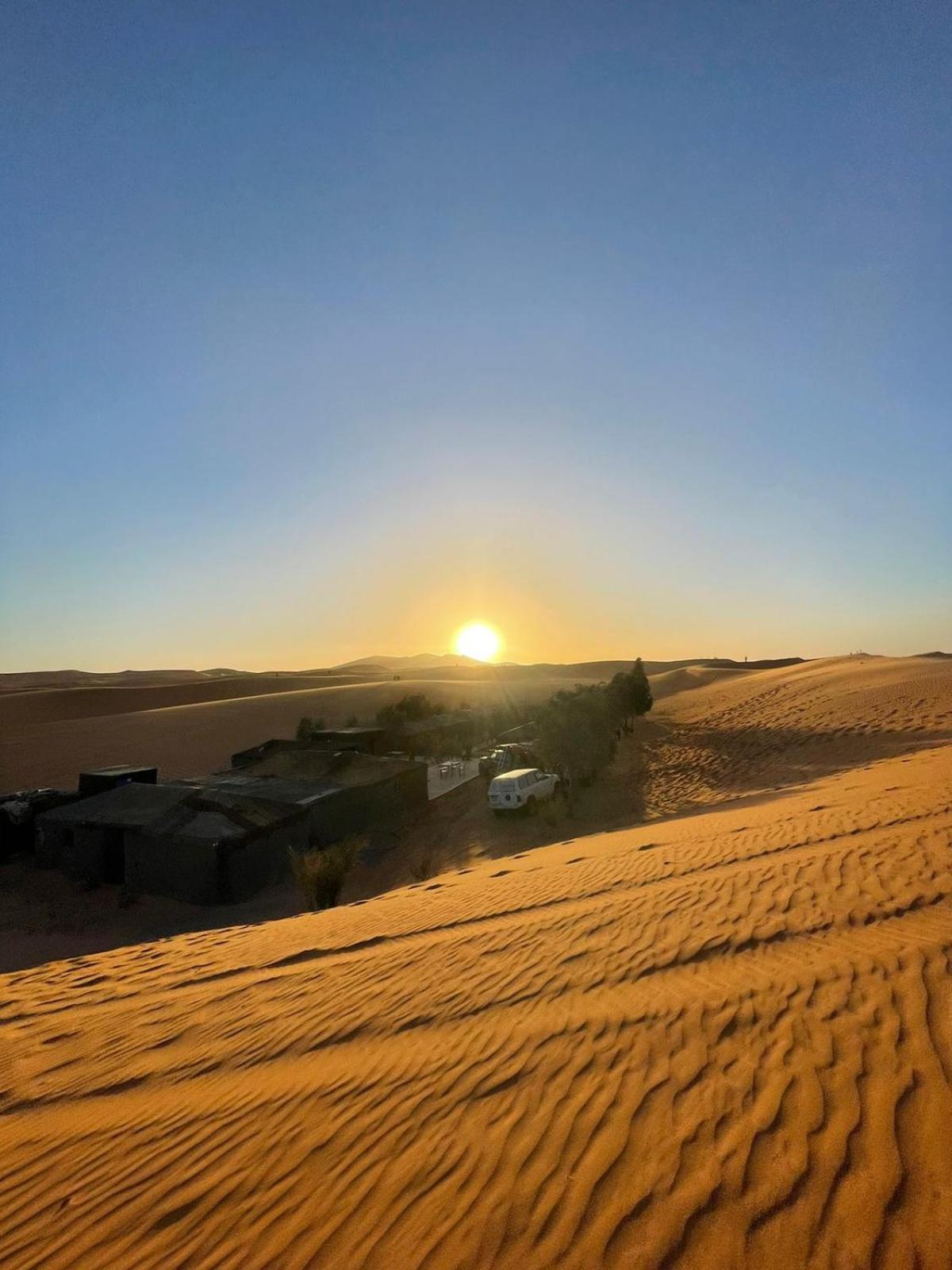 Merzouga Camel Trekking Camp Exteriör bild