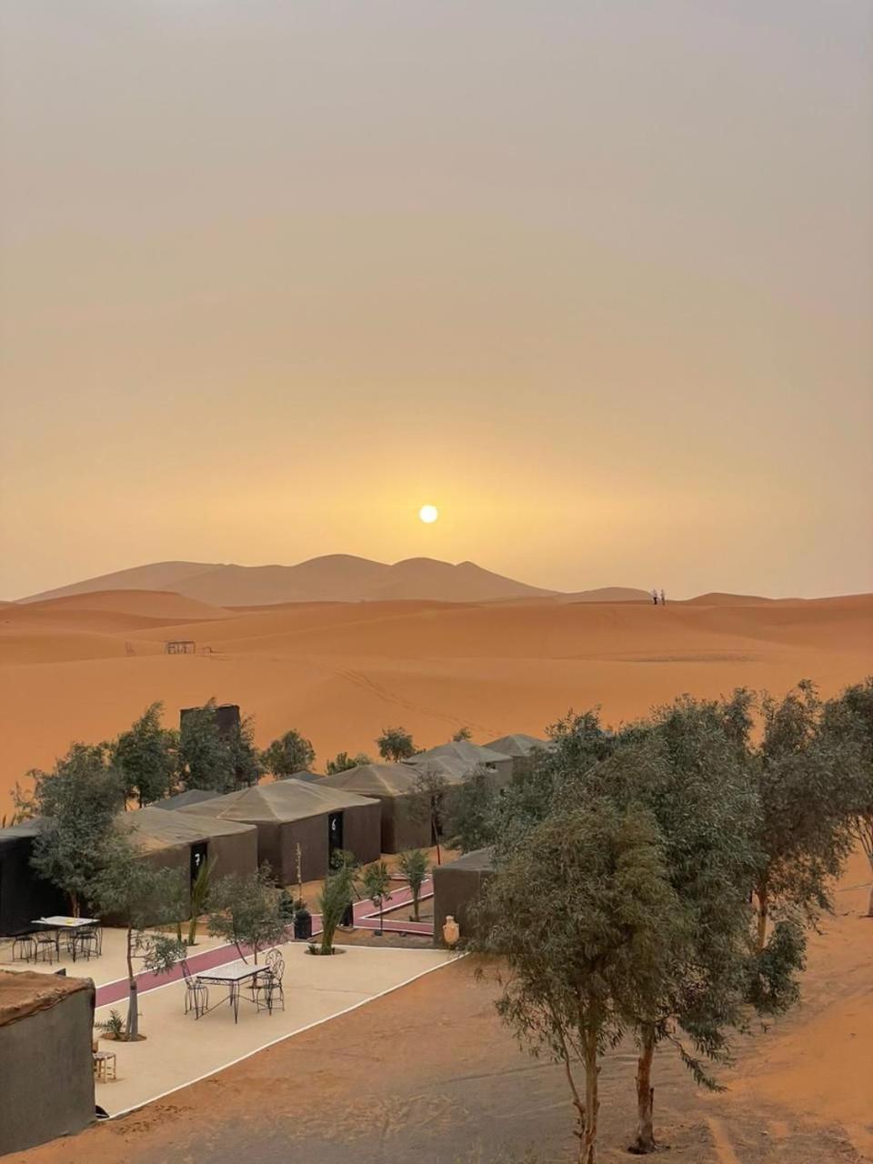 Merzouga Camel Trekking Camp Exteriör bild
